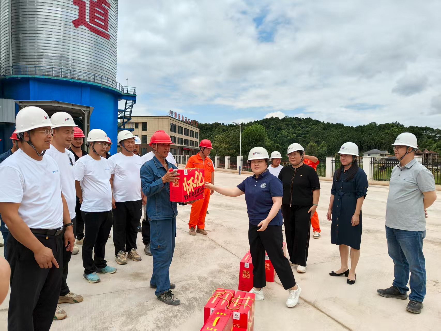 20250809179872.jpg 63614192cdc01f79216551968b2a1d22.jpg