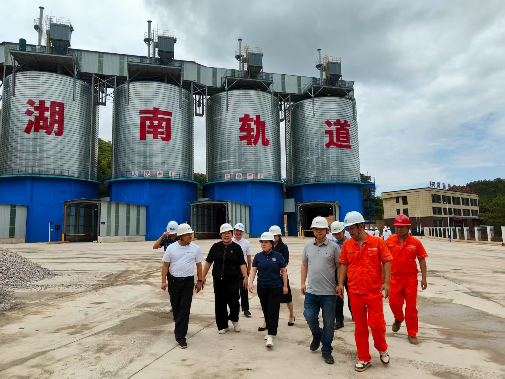 20250809874793.jpg e6cac062a87ec00e46bd33e5942b1092.jpg